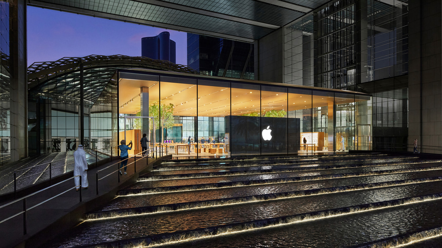 Apple's Al Maryah Island Apple Store opens in downtown Abu Dhabi, UAE