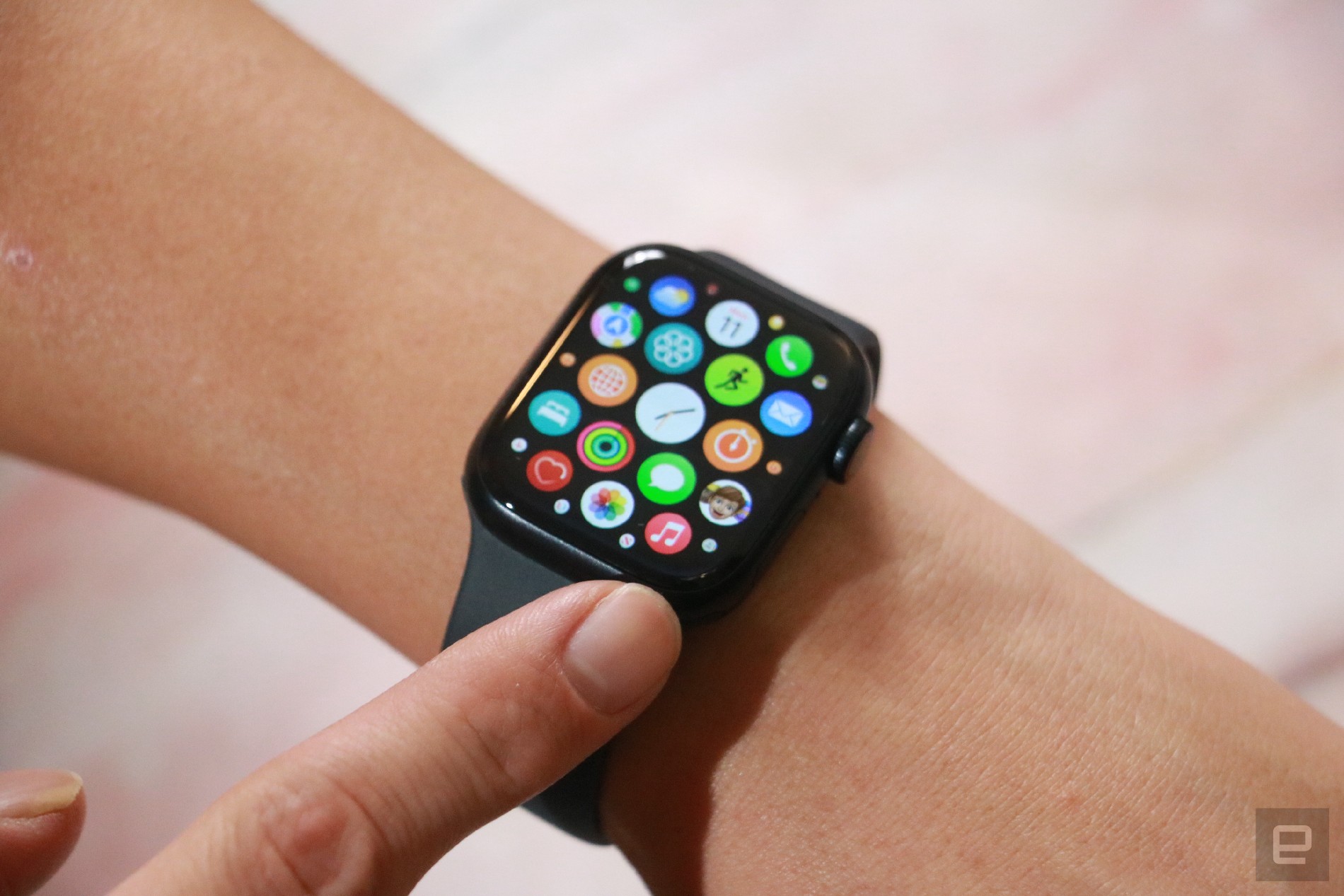 Apple Watch ‘Pro’ introduce first series redesign since 2018